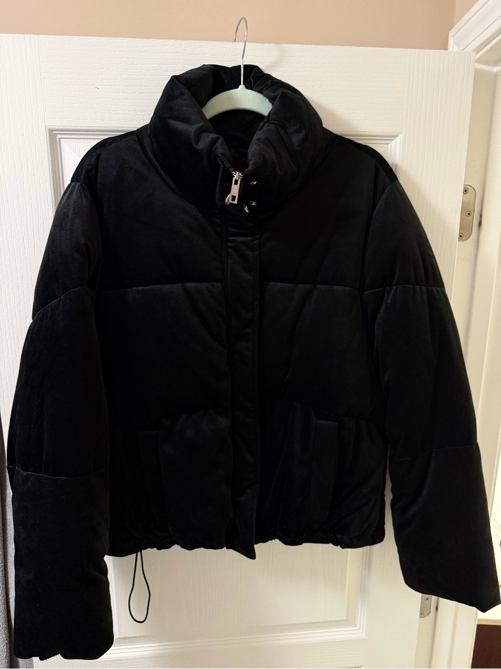 Black Puffer Jacket - Womens Medium